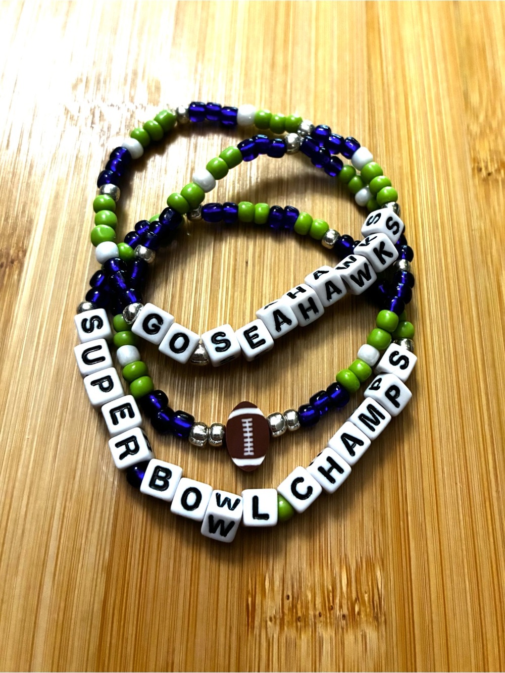 Seattle Seahawks Beaded Stretch Bracelet Set - Blue & Green